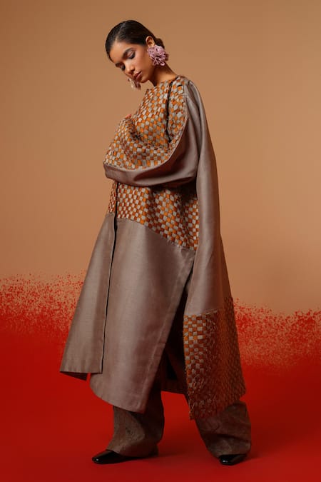 Buy_Stoique_Gray Silk Petal Mysore Pant _Online_at_Aza_Fashions