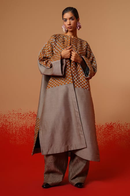 Stoique Gray Silk Petal Mysore Pant 