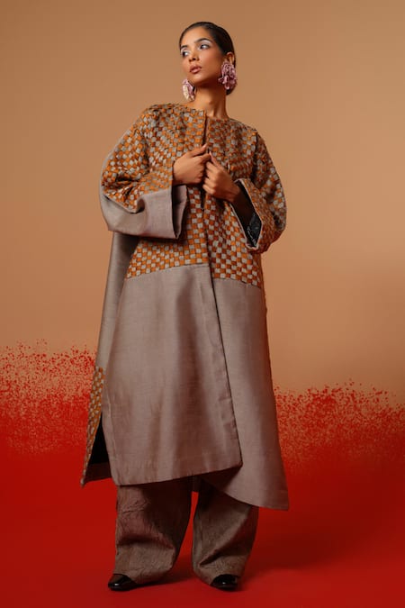 Stoique_Gray Silk Petal Mysore Pant _at_Aza_Fashions