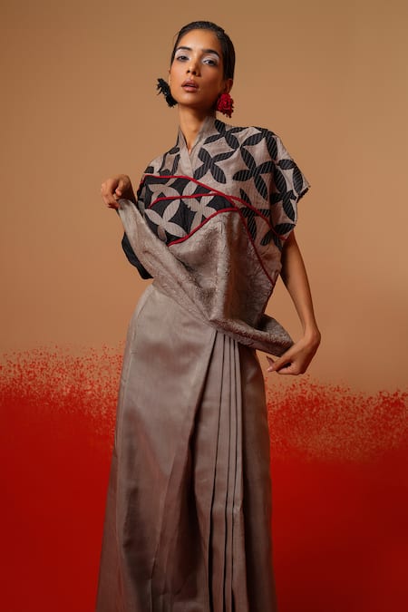 Stoique_Gray Silk Mandarin Collar Mist Mysore Top _Online_at_Aza_Fashions