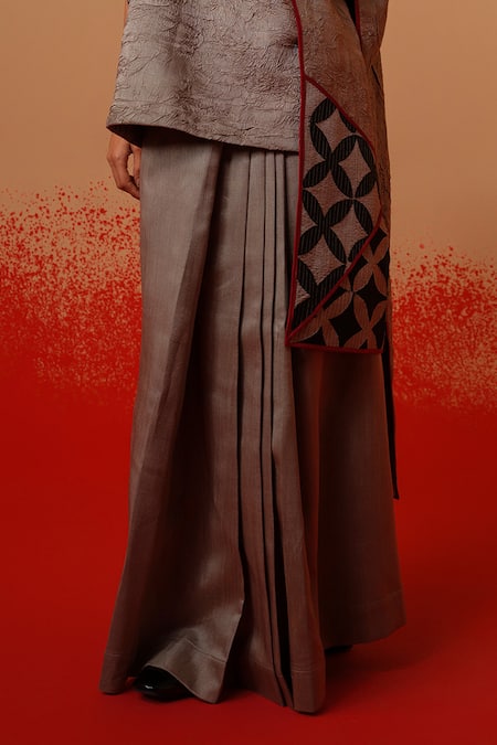Stoique Gray Silk Mist Mysore Skirt Online at Aza Fashions Stoique_Gray Silk Mist Mysore Skirt _Online_at_Aza_Fashions