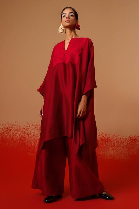 Buy_Stoique_Red Silk Root Mysore Pant _Online_at_Aza_Fashions