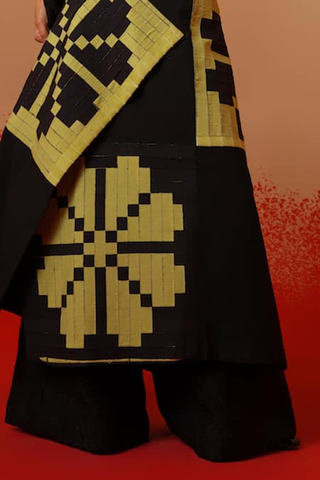 Buy_Stoique_Black Silk Root Mysore Pant _Online_at_Aza_Fashions