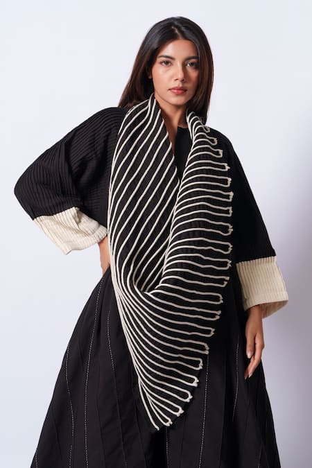 Stoique Dune Abstract Pattern Scarf 