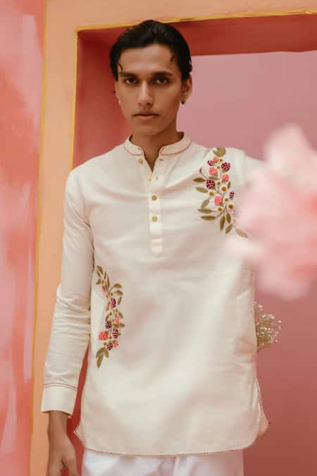 Vaani Beswal Riaz Berry Branches Embroidered Kurta 