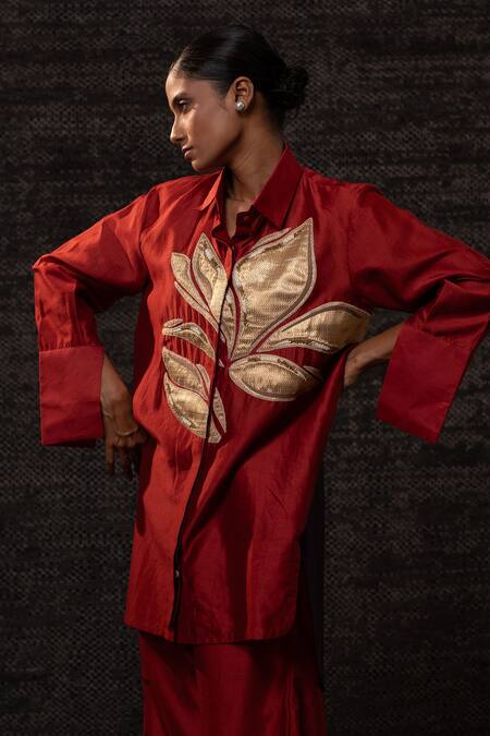 Buy Eeda Red Chanderi Silk Patchwork Collared Floral Pattern Shirt With Pant Online at Aza Fashions Buy_Eeda_Red Chanderi Silk Patchwork Collared Floral Pattern Shirt With Pant _Online_at_Aza_Fashions