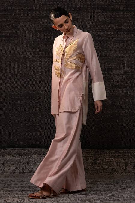 Eeda Blush Chanderi Silk Patchwork Collared Floral Pattern Shirt With Pant at Aza Fashions Eeda_Blush Chanderi Silk Patchwork Collared Floral Pattern Shirt With Pant _at_Aza_Fashions