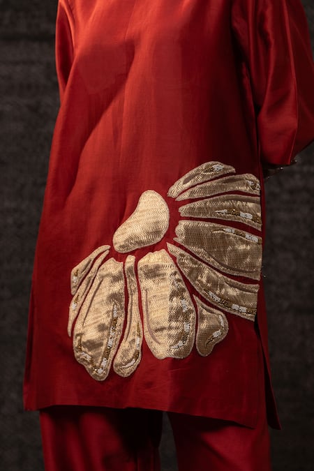 Eeda Red Chanderi Silk Applique, Embroidery Round Neck Tunic With Palazzo Online at Aza Fashions Eeda_Red Chanderi Silk Applique, Embroidery Round Neck Tunic With Palazzo _Online_at_Aza_Fashions
