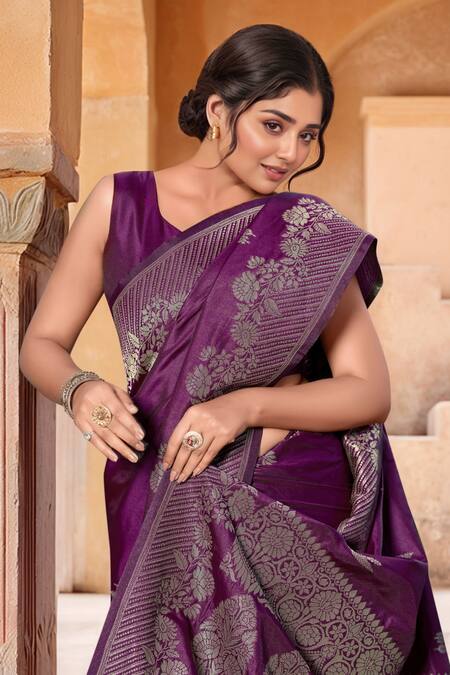 Buy_Naintara Bajaj_Purple Zari Sweetheart Neck Flower Woven Saree With Sleeveless Blouse 