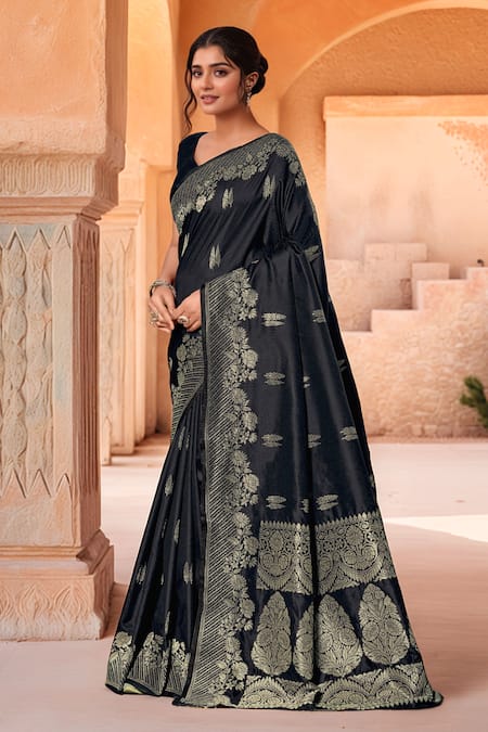 Naintara Bajaj Black Silk, Brocade Zari Sweetheart Neck Flower Woven Saree With Blouse at Aza Fashions Naintara Bajaj_Black Silk, Brocade Zari Sweetheart Neck Flower Woven Saree With Blouse _at_Aza_Fashions