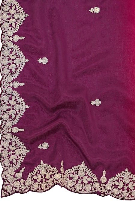 Shop Samyukta Singhania Red Chiffon Embroidery, Zari V-neck Flora Saree With Blouse Shop_Samyukta Singhania_Red Chiffon Embroidery, Zari V-neck Flora Saree With Blouse