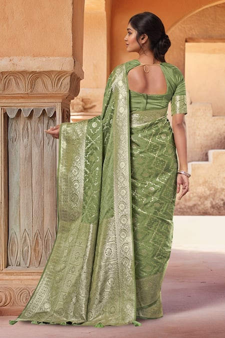 Shop Naintara Bajaj Green Silk, Brocade Zari Square Neck Blossom Woven Saree With Blouse at Aza Fashions Shop_Naintara Bajaj_Green Silk, Brocade Zari Square Neck Blossom Woven Saree With Blouse _at_Aza_Fashions