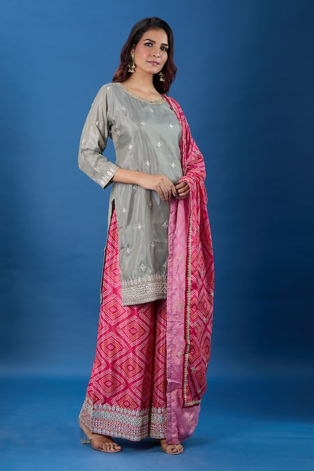 Shop_Samyukta Singhania_Gray Chinon Embroidery, Metallic Thread, Sequins Round Butti Pattern Kurta Set _Online_at_Aza_Fashions