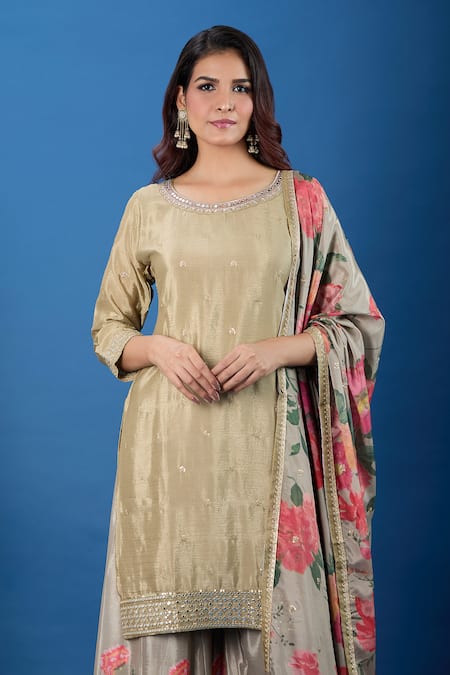 Samyukta Singhania_Brown Chinon Embroidery, Sequins, Mirrors Round Neck Butti Pattern Kurta Set _Online_at_Aza_Fashions