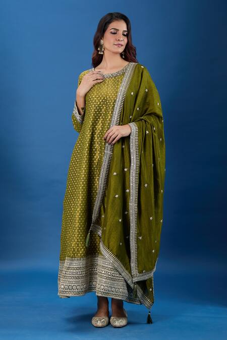 Naintara Bajaj_Olive Green Muslin, Jacquard Embroidery, Zari, Butti Pattern Flared Kurta Set _Online_at_Aza_Fashions