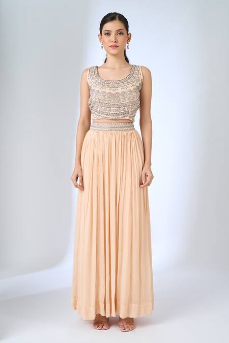 Samyukta Singhania_Peach Georgette Embroidery Open , Round Floral Pattern Cape And Skirt Set _at_Aza_Fashions