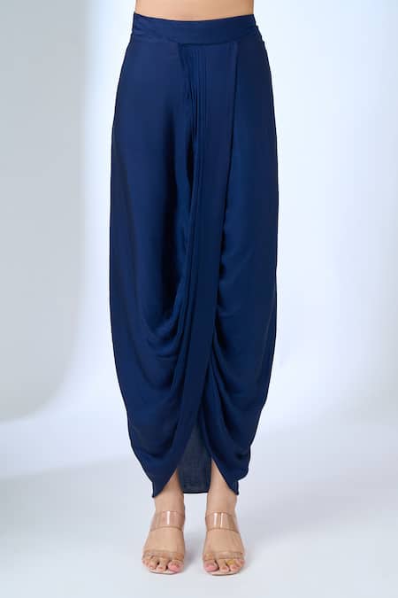 Samyukta Singhania_Blue Georgette Boat , Sweetheart Embroidered Cape And Dhoti Pant Set _at_Aza_Fashions