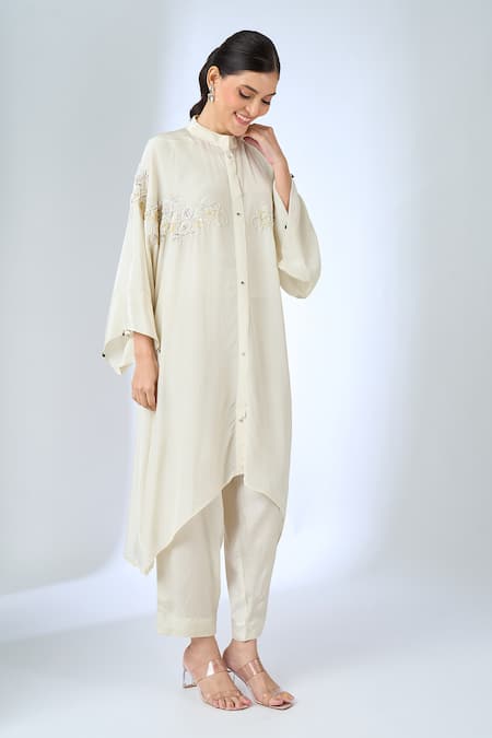 Shop_Samyukta Singhania_Off White Crepe Embroidery Mandarin Collar Floral Kurta And Pant Set _Online_at_Aza_Fashions