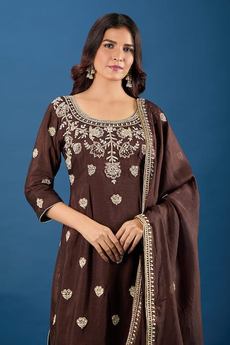 Samyukta Singhania_Brown Silk, Organza Embroidery, Sequins, Zari Round Neck Butti Kurta Set _at_Aza_Fashions
