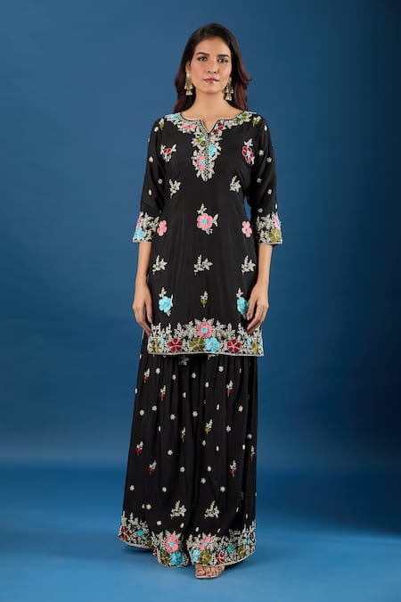 Samyukta Singhania Black Silk, Organza Embroidery, Pearls, Zari Split V-neck Floral Kurta Set at Aza Fashions Samyukta Singhania_Black Silk, Organza Embroidery, Pearls, Zari Split V-neck Floral Kurta Set _at_Aza_Fashions