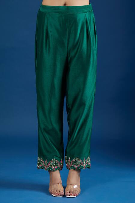 Samyukta Singhania_Green Crepe, Organza Embroidery, Crystals, Zari, Stones Round Butti Kurta Set_at_Aza_Fashions