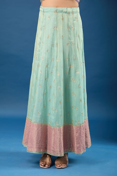 Samyukta Singhania_Purple Tissue Zari, Sequins, Embroidery, Applique V-neck Work Kurta Set _Online_at_Aza_Fashions