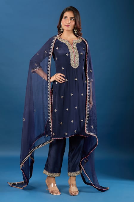 Samyukta Singhania_Navy Silk, Organza Embroidery, Zari, Stones Split V-neck Butti Kurta Set_at_Aza_Fashions