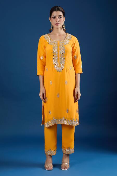 Samyukta Singhania_Yellow Crepe, Chinon Mirrors, Embroidery, Zari, Gota Patti Butti Kurta Set_Online_at_Aza_Fashions