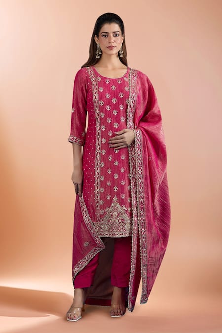 Samyukta Singhania Pink Crinkle, Crepe Embroidery, Sequins, Zari Round Neck Floral Kurta Set 
