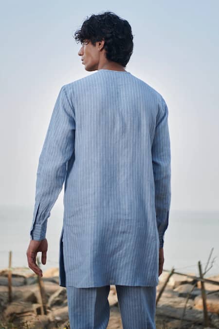 Buy_Saphed_Sky Blue Linen Pinstripe Side Open Kurta Set 