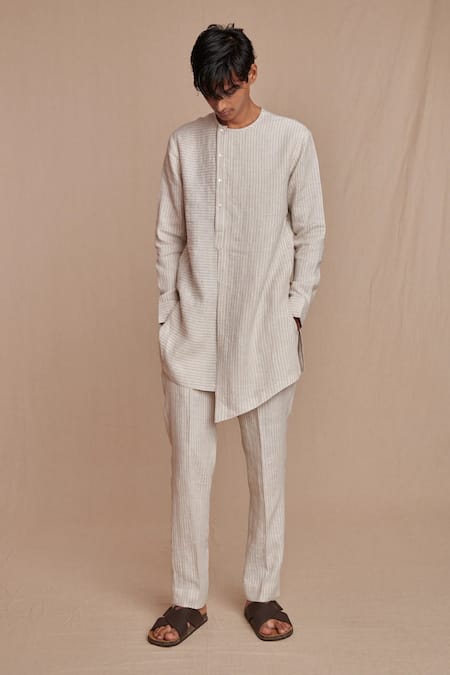 Saphed Undyed Pinstripe Linen Side Open Kurta Set 