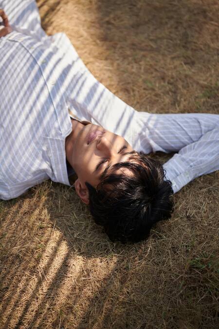 Saphed_Off White Linen Undyed Boldstripe Oxford Shirt _Online_at_Aza_Fashions