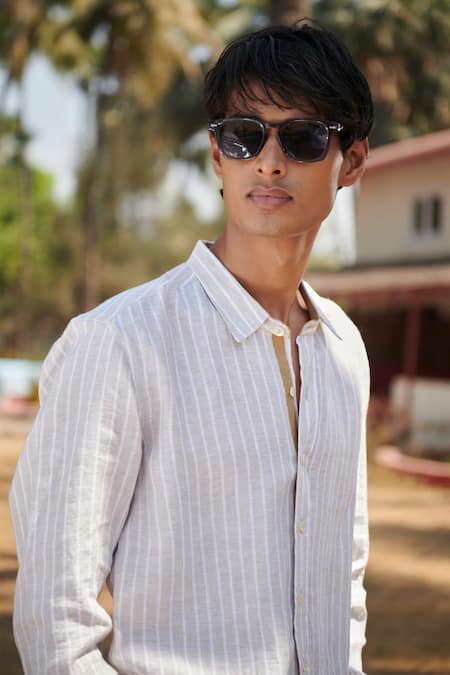 Buy_Saphed_Off White Linen Undyed Boldstripe Oxford Shirt 