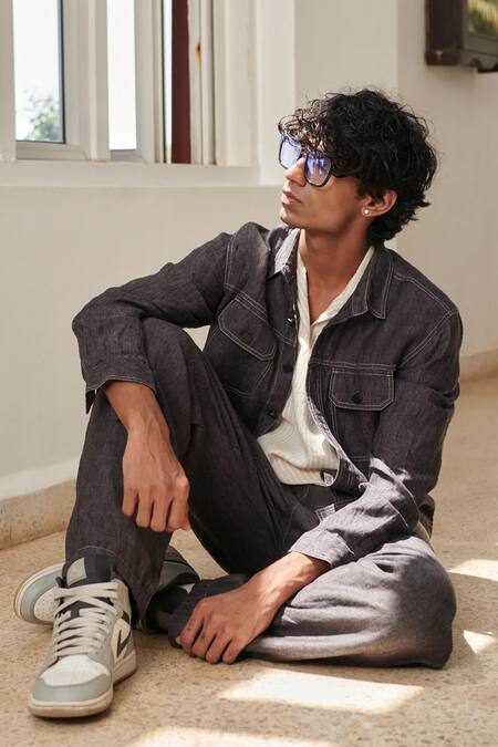 Buy_Saphed_Charcoal Linen Jogger Pant _Online_at_Aza_Fashions