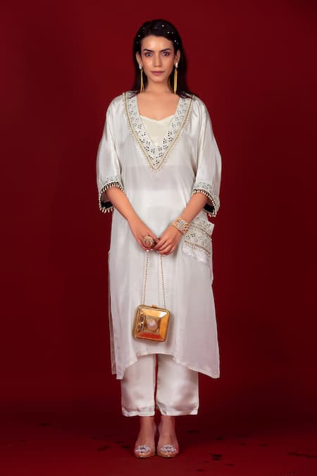 Label Niyami Embroidered Kaftan & Pant Set 