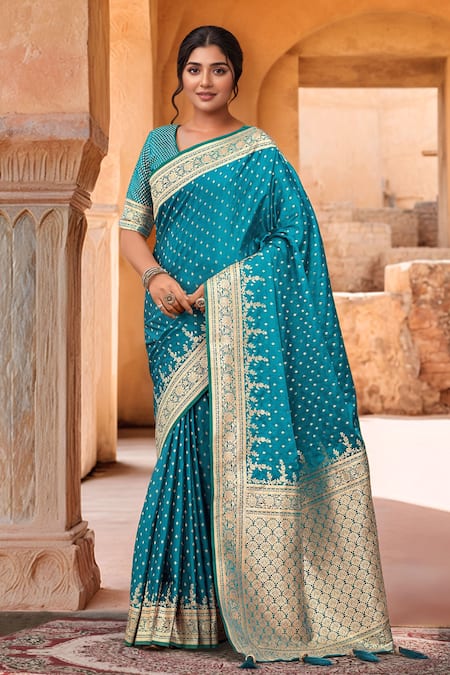 Samyukta Singhania Floral Woven Saree With Blouse 