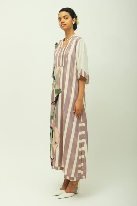 OFRIDA_Purple Viscose Split V-neck Melora Striped Kurta And Pant Set _Online_at_Aza_Fashions