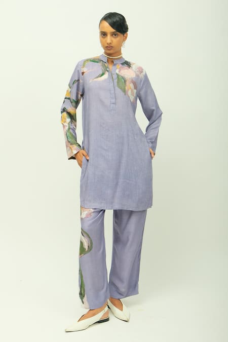 Buy_OFRIDA_Purple Viscose Nysa Hand Painted Print Pant _Online_at_Aza_Fashions