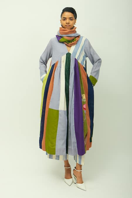 OFRIDA Blue Cotton, Viscose, Poplin Embroidery V-neck Papillon Hand Painted Print Dress 