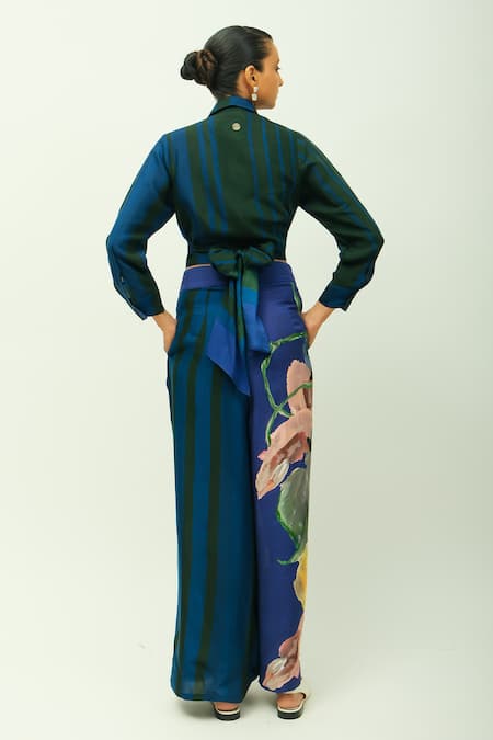 OFRIDA Midnight Psy Striped Top 