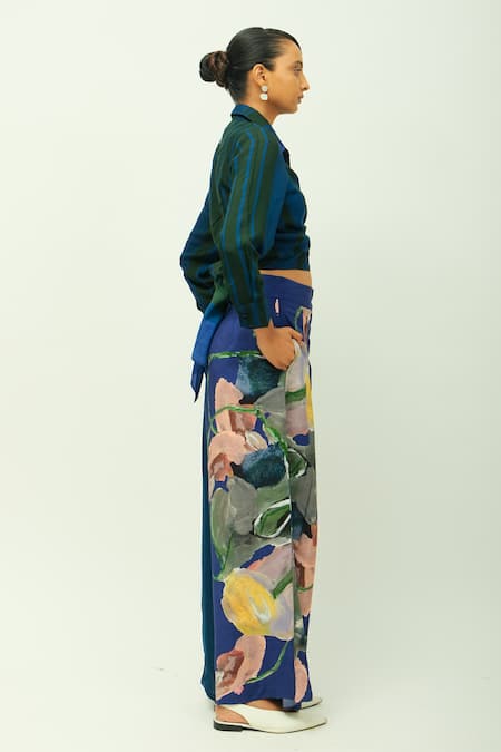 OFRIDA_Navy Muslin, Bemberg Collared Midnight Psy Striped Top _Online_at_Aza_Fashions