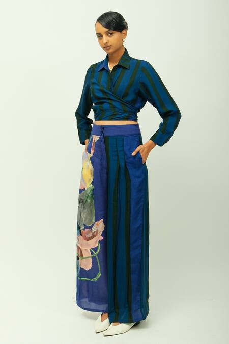 Buy_OFRIDA_Navy Muslin, Bemberg Collared Midnight Psy Striped Top _Online_at_Aza_Fashions