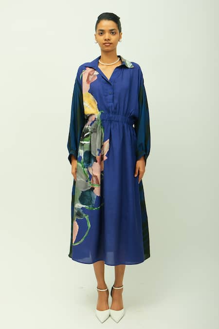 Buy_OFRIDA_Blue Bemberg, Muslin Collared Midnight Psy Hand Painted Print Dress 