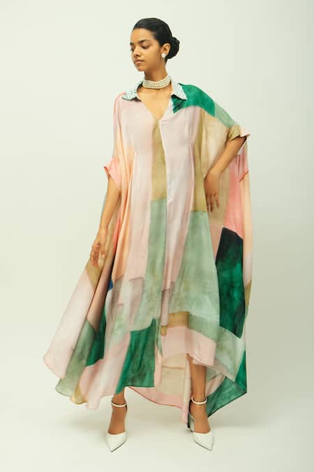 OFRIDA Green Muslin, Bemberg Beads Collared, V-neck Azara Hand Painted Print Kaftan 