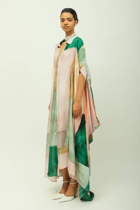 OFRIDA_Green Muslin, Bemberg Beads Collared, V-neck Azara Hand Painted Print Kaftan _Online_at_Aza_Fashions