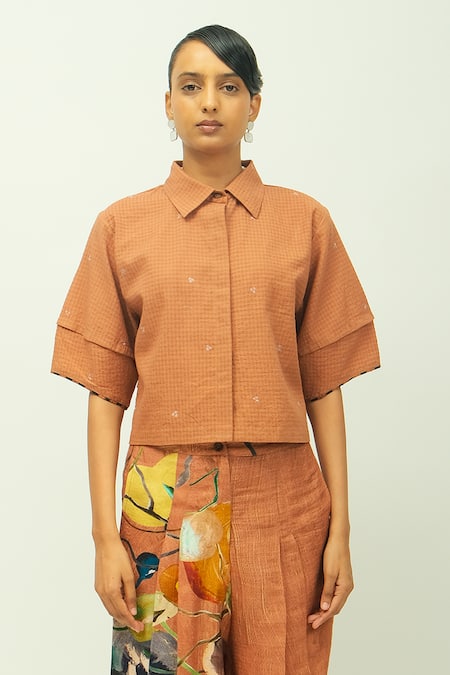 Buy OFRIDA Brown Mira Bloom Hand Painted Print Pant Buy_OFRIDA_Brown Mira Bloom Hand Painted Print Pant