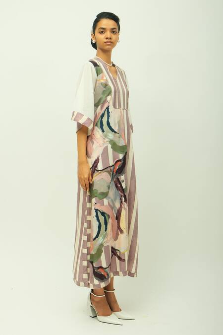 OFRIDA_Purple Viscose Split V-neck Melora Printed Dress _Online_at_Aza_Fashions