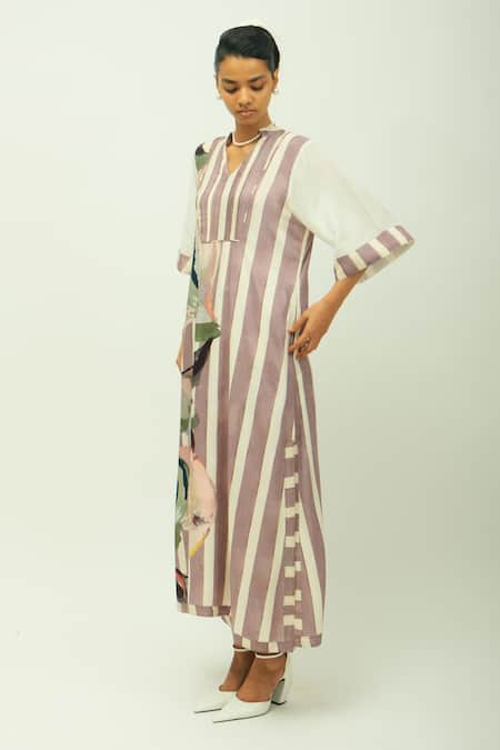 Shop_OFRIDA_Purple Viscose Split V-neck Melora Printed Dress _Online_at_Aza_Fashions