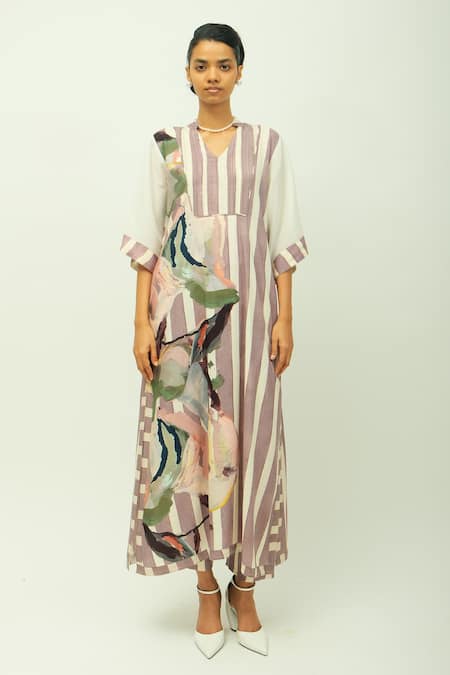 OFRIDA Purple Viscose Split V-neck Melora Printed Dress 