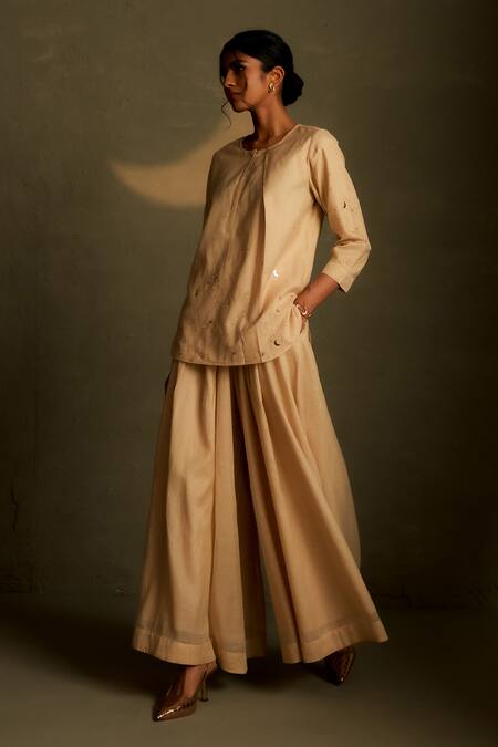 Charkhee Beige Chanderi, Voile Embroidery, Sequins Round Neck Mul Kurta With Pant at Aza Fashions Charkhee_Beige Chanderi, Voile Embroidery, Sequins Round Neck Mul Kurta With Pant _at_Aza_Fashions